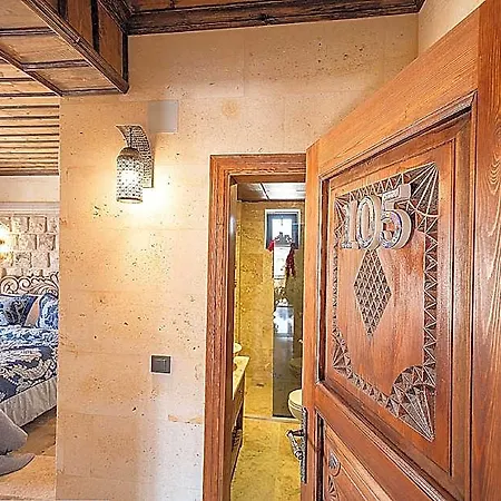 Abra Stone House